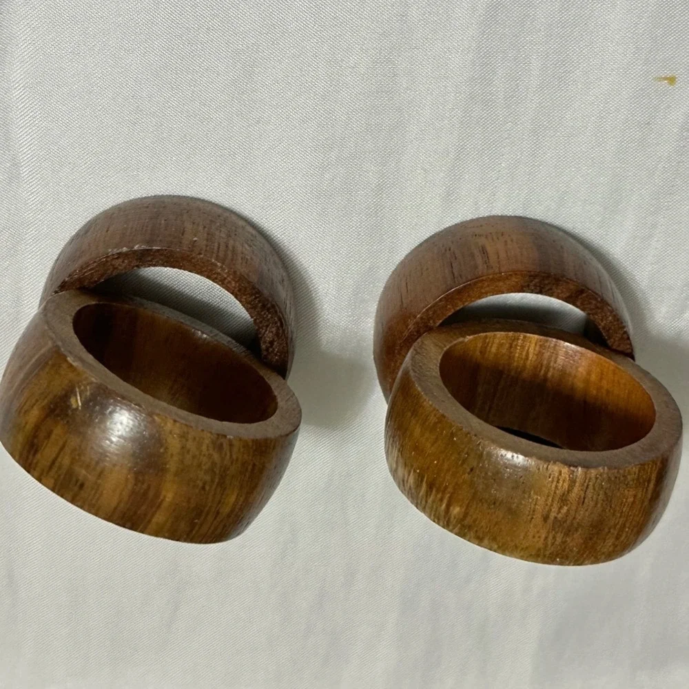 Unbranded Wooden Napkin Rings Set of 4 Brown Good Rustic Mid Century Modern